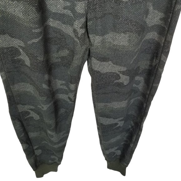 Abercrombie & Fitch Mens XS Green Camo Drawstring - Picture 3 of 8